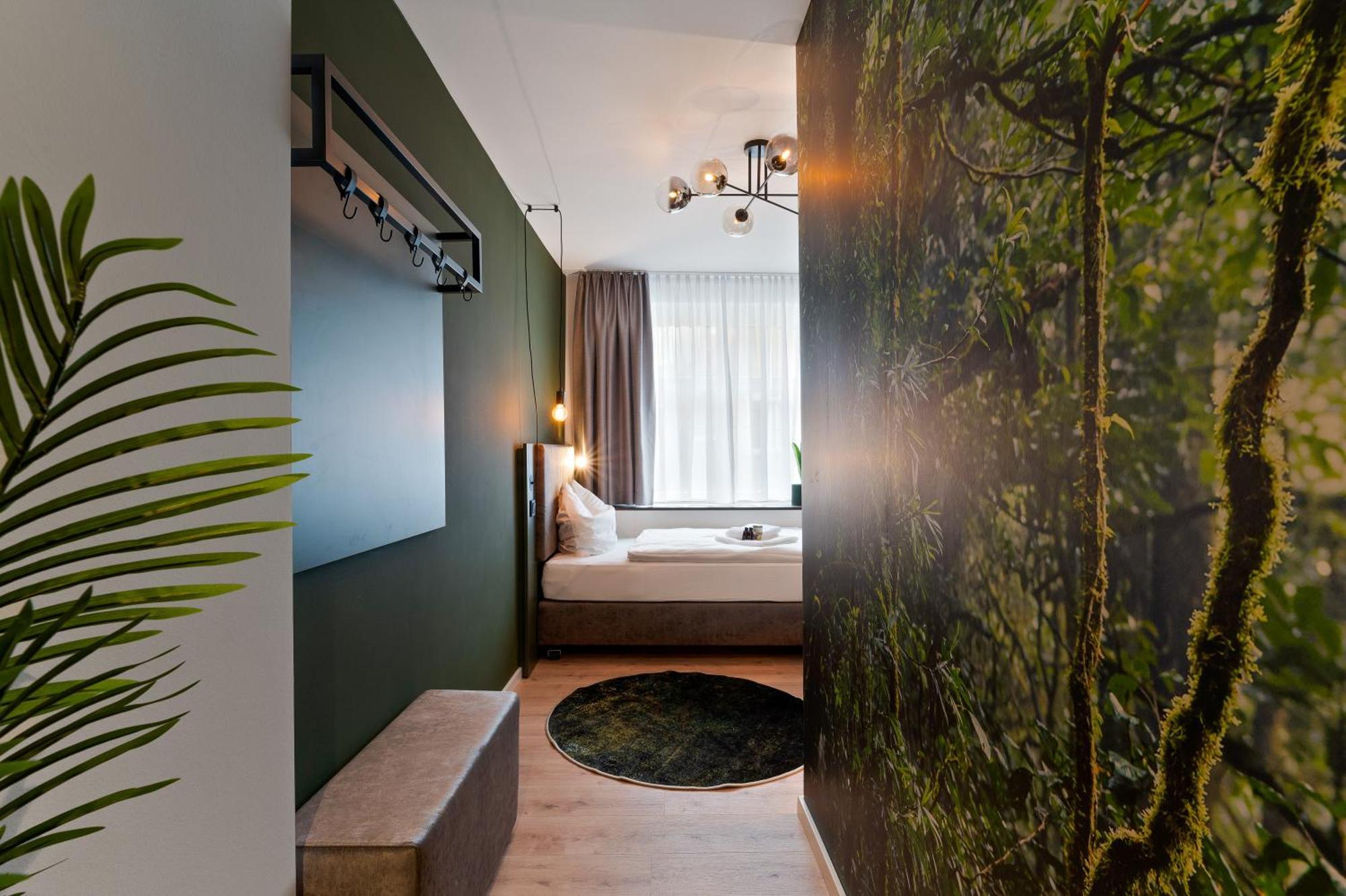 Jungle No5 Boutique Hotel - Stuttgart City-Center Exterior photo