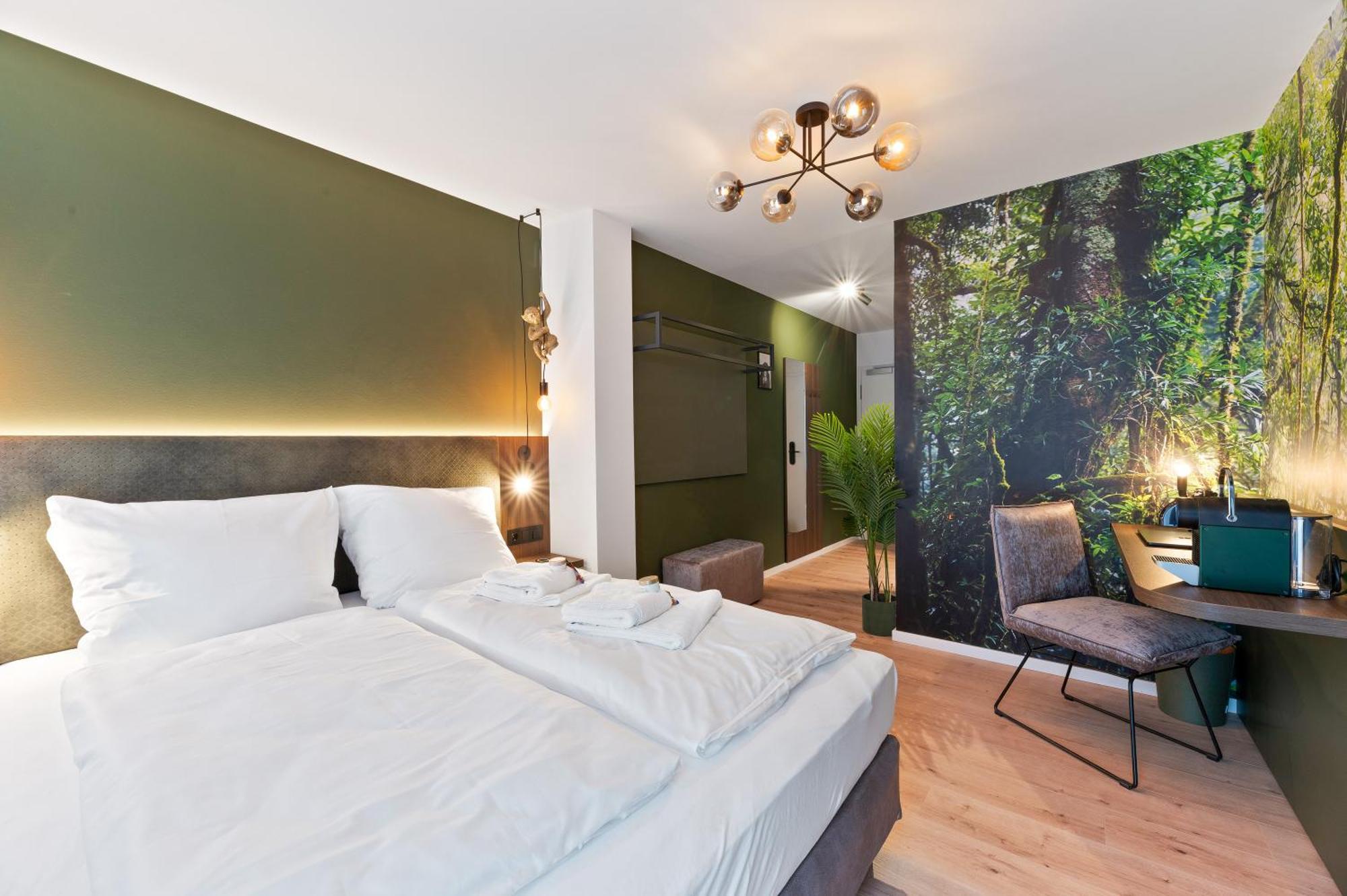 Jungle No5 Boutique Hotel - Stuttgart City-Center Exterior photo