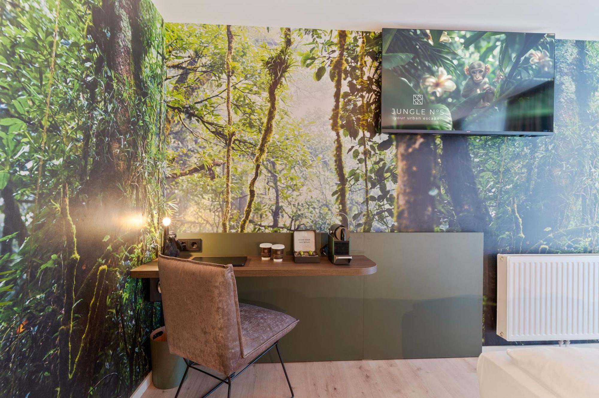 Jungle No5 Boutique Hotel - Stuttgart City-Center Exterior photo